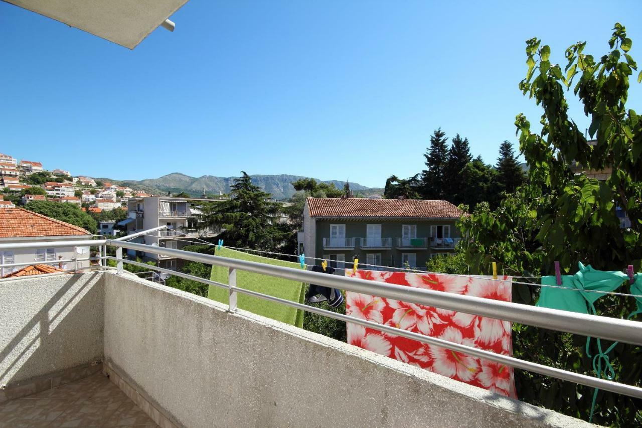Vukosav Family Apartments And Rooms Dubrovnik Exterior photo