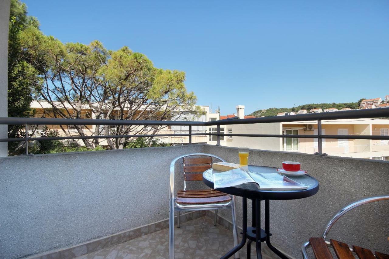 Vukosav Family Apartments And Rooms Dubrovnik Exterior photo