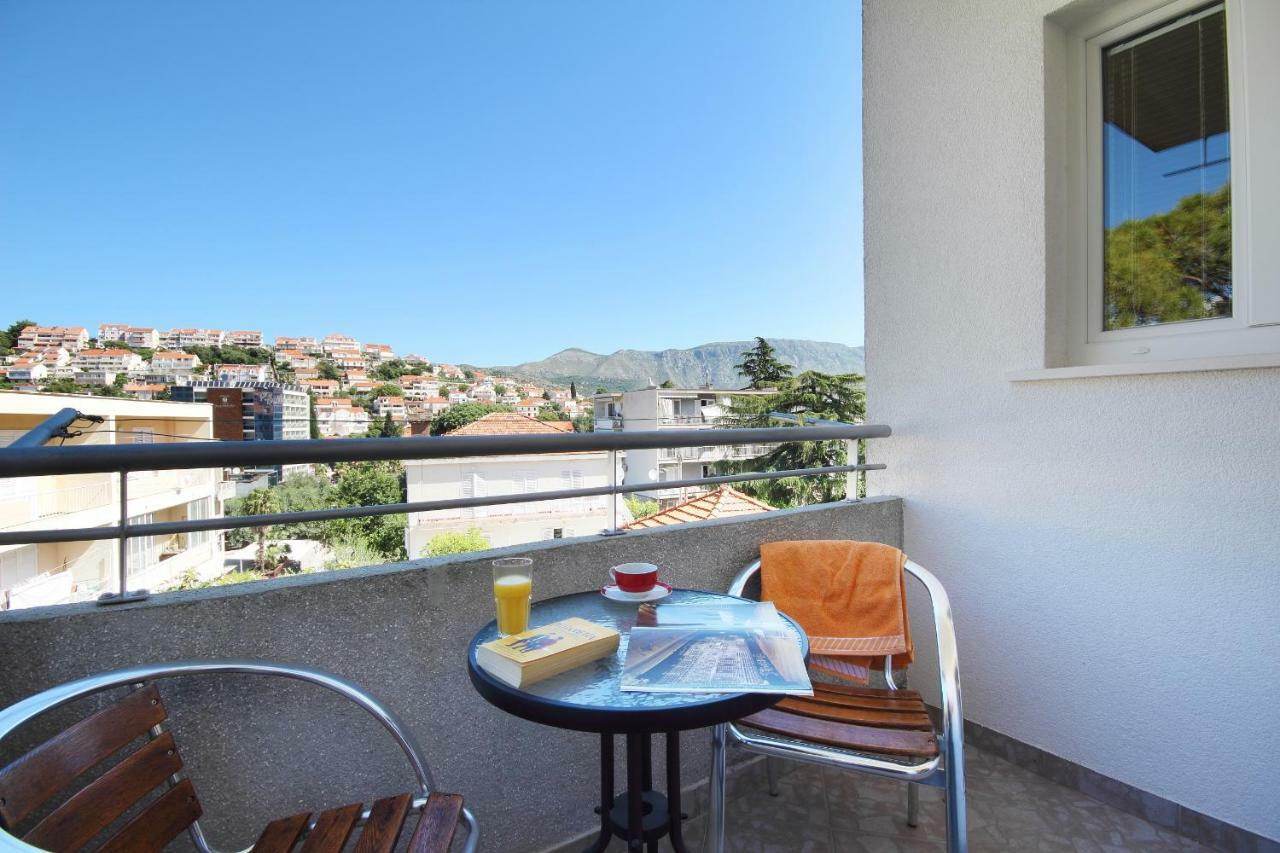 Vukosav Family Apartments And Rooms Dubrovnik Exterior photo
